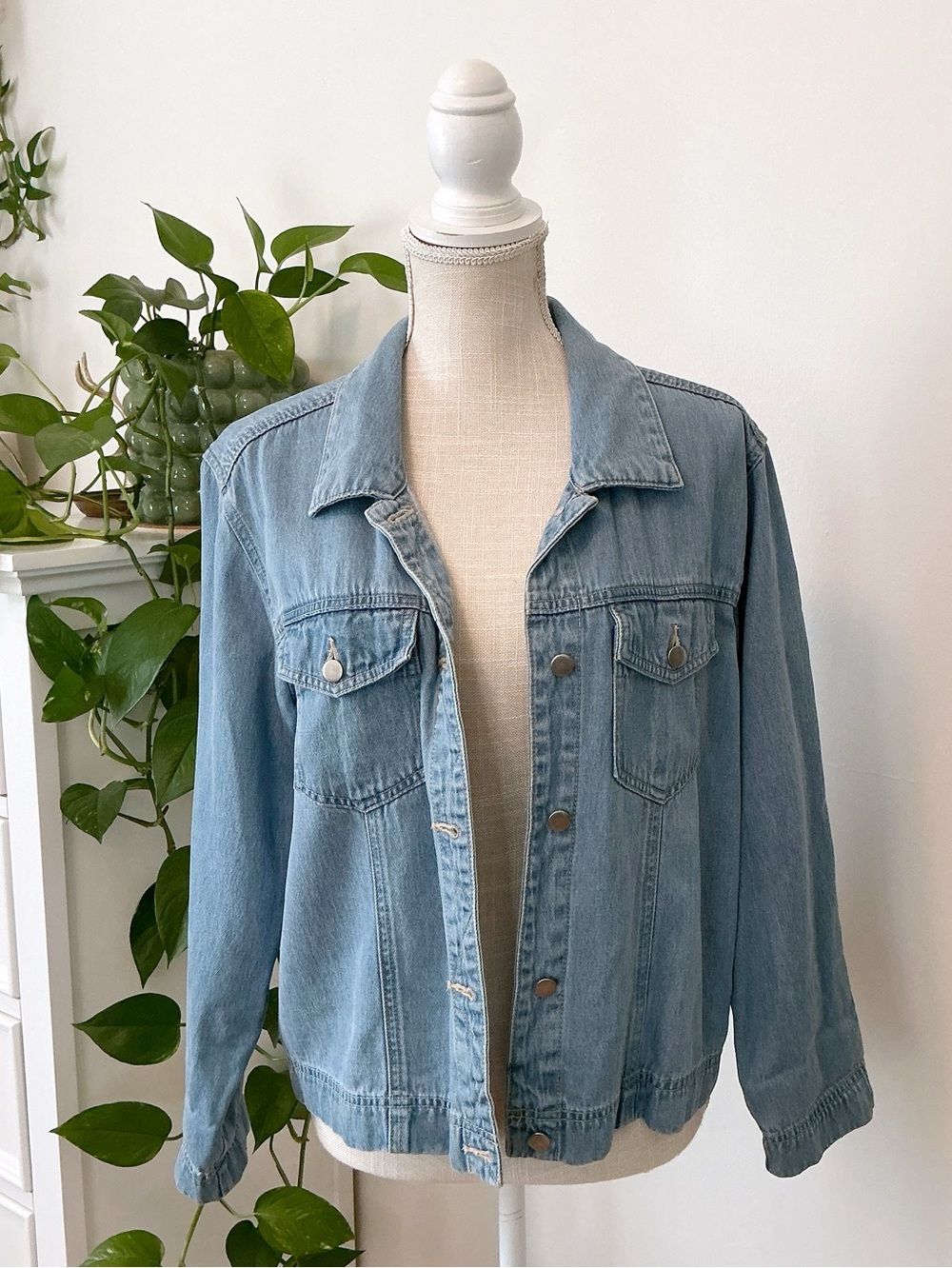 Coldwater Creek | Lightweight Jean Jacket size Medium